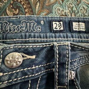 WOMENS Miss  Me Hailey ankle skinny jeans size 29 worn once